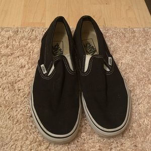 Vans slip on Black and white